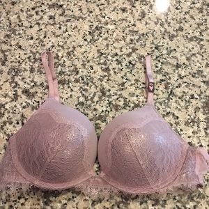 Victoria’s Secret bra. NWT. 36B
